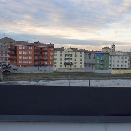 Suite Sul Fiume Parma Exteriör bild